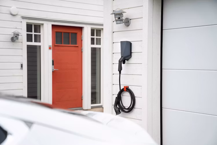 vilken laddbox ska jag välja elbil laddning hemma villa